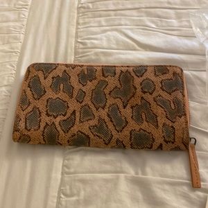 NWT Anthropologie Riley leather continental wallet